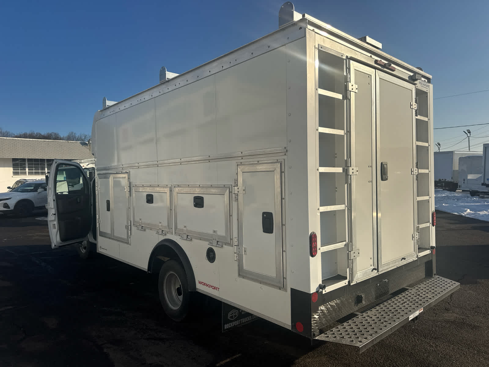 2025 Chevrolet Express Cutaway 4500 2WT