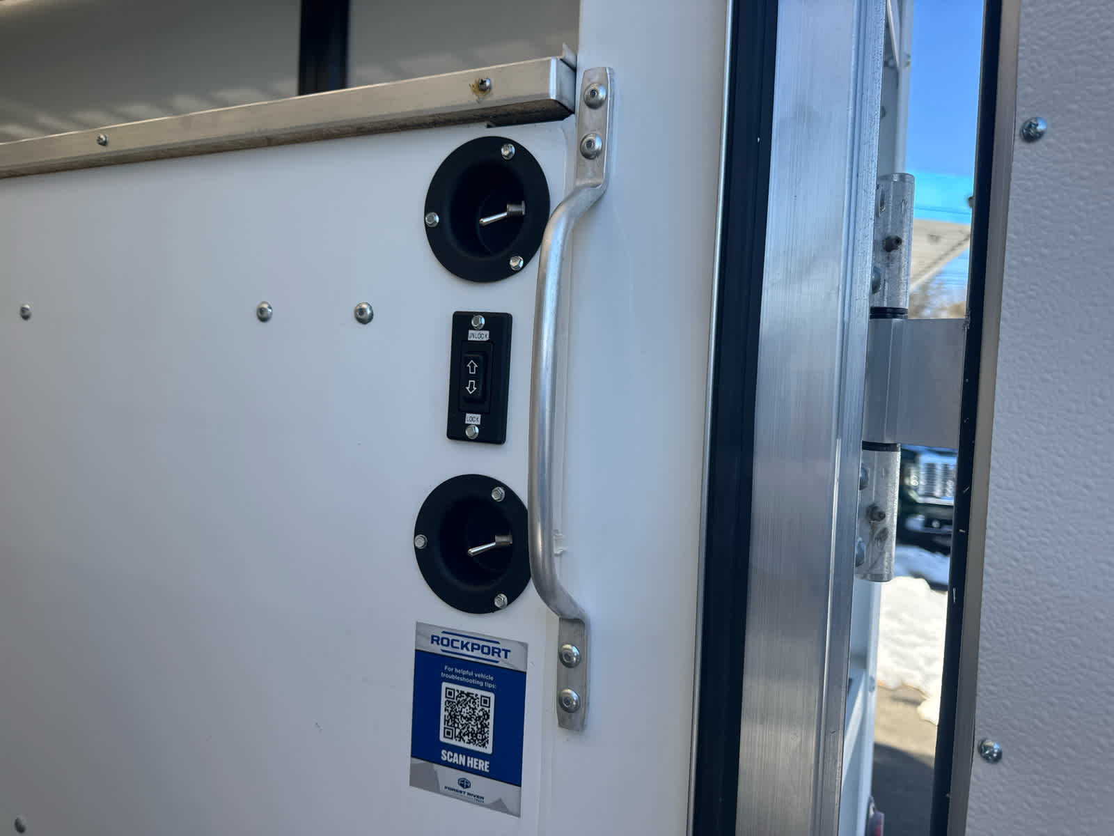 2025 Chevrolet Express Cutaway 4500 2WT