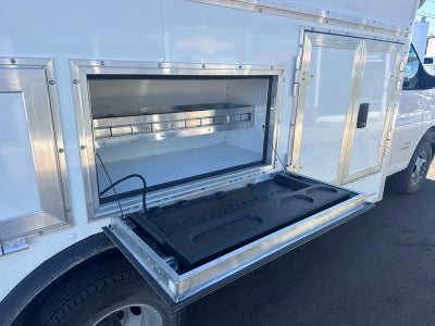 2025 Chevrolet Express Cutaway 4500 2WT