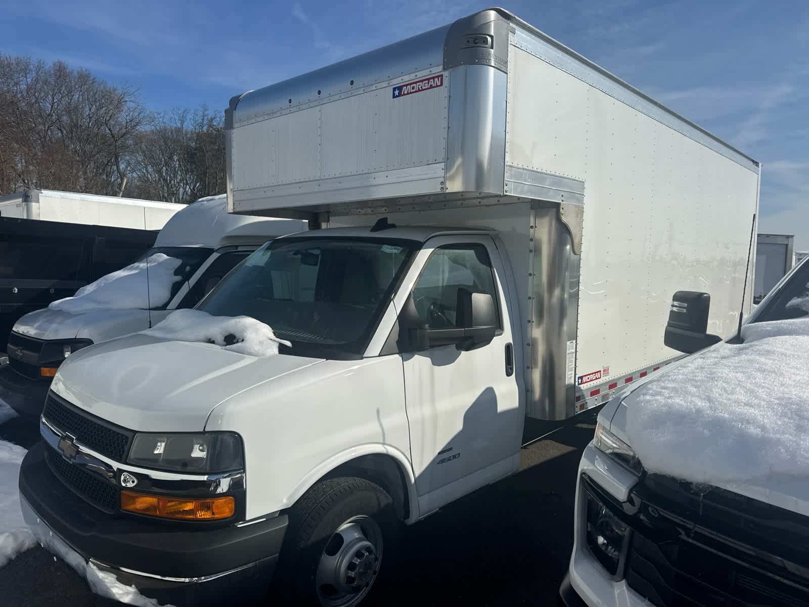 2024 Chevrolet Express Cutaway 4500 2WT