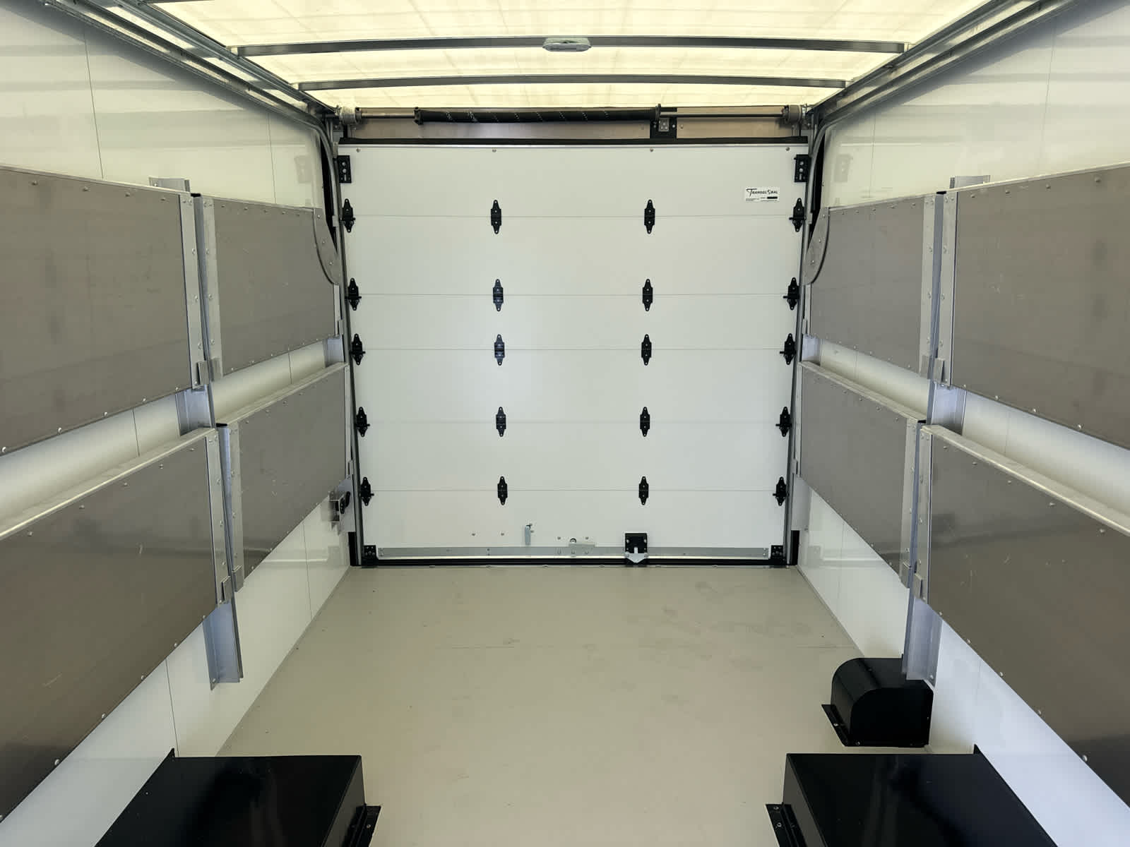 2026 Chevrolet Express Cutaway 4500 2WT