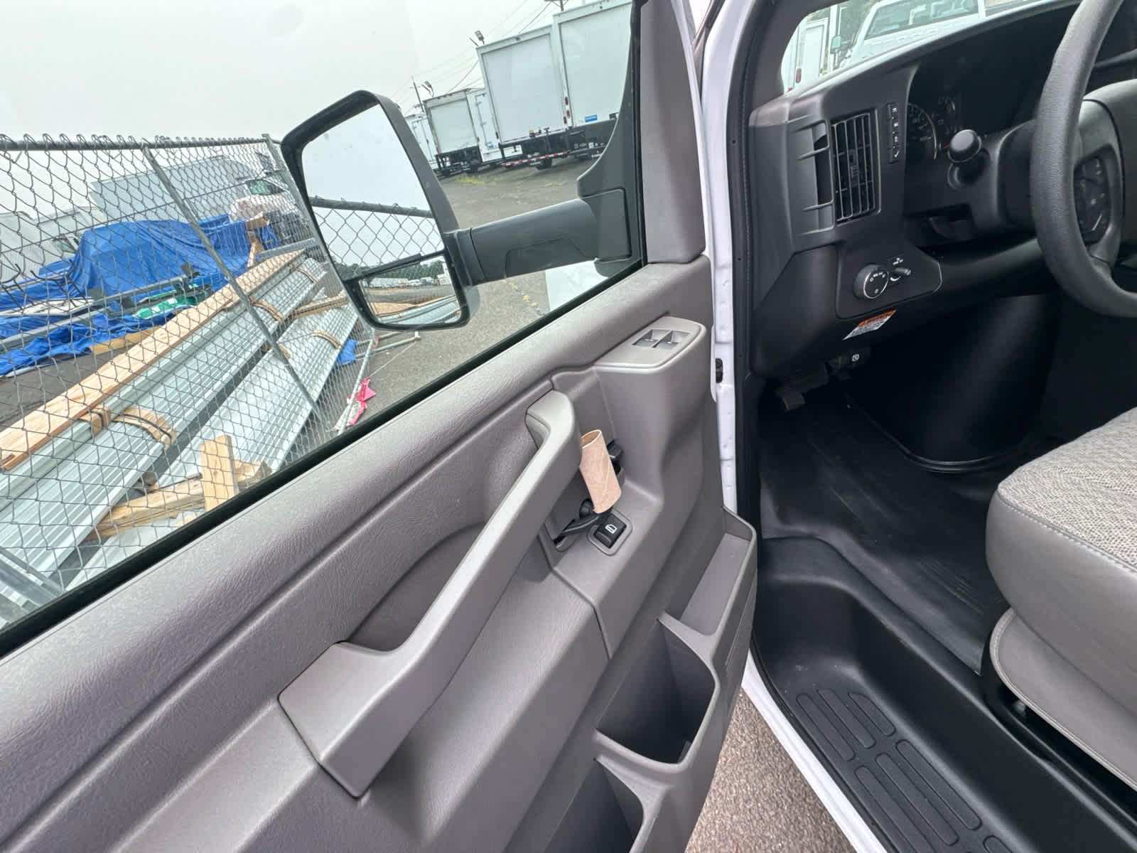 2026 Chevrolet Express Cutaway 4500 2WT