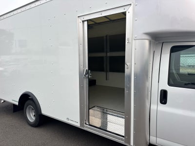 2026 Chevrolet Express Cutaway 4500 2WT