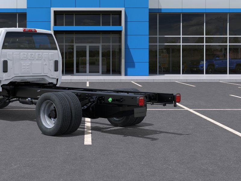 2025 Chevrolet Silverado 5500 HD Work Truck