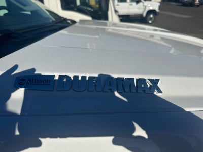 2025 Chevrolet Silverado 5500 HD Work Truck
