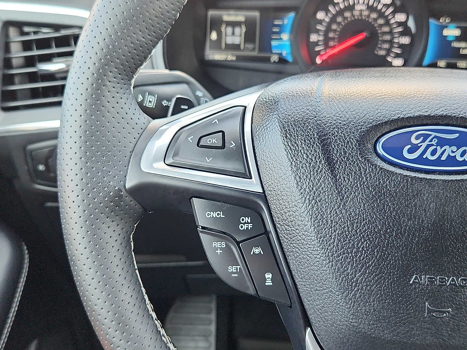2024 Ford Edge ST