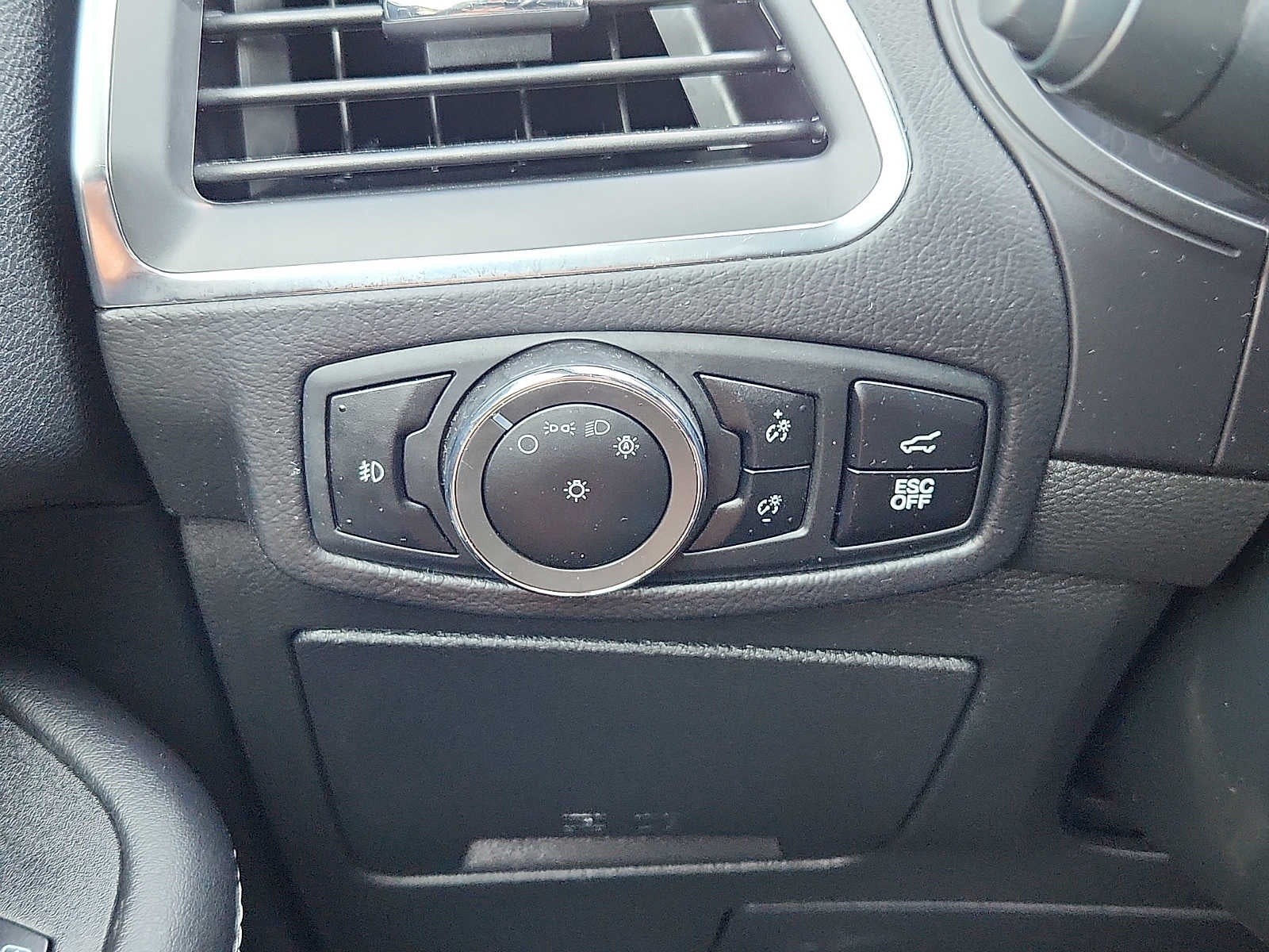 2024 Ford Edge ST