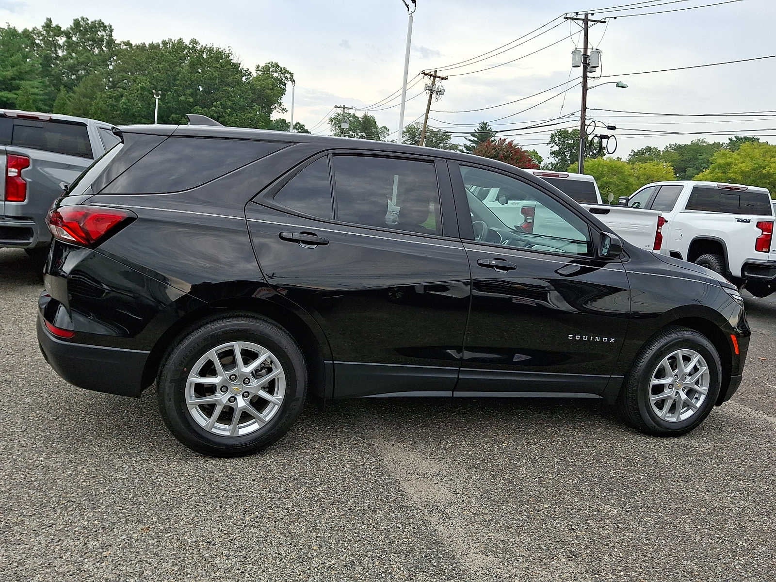 2022 Chevrolet Equinox LS