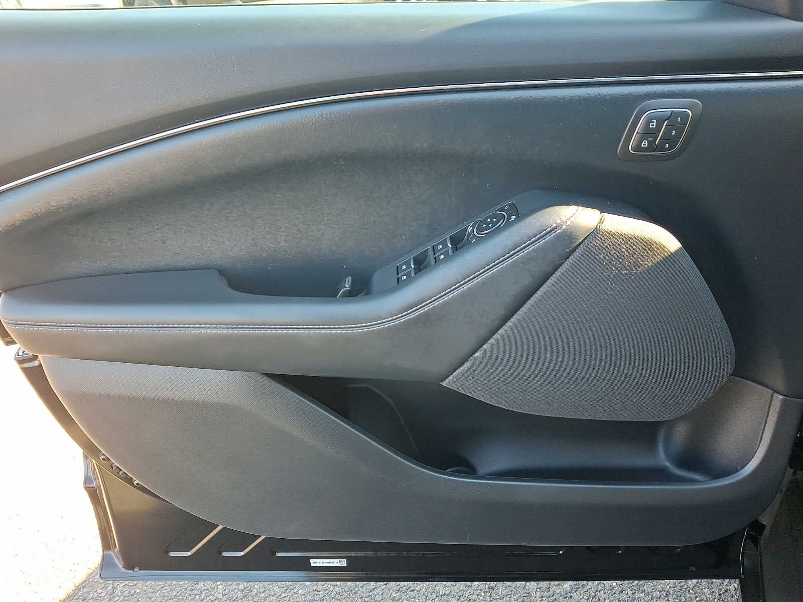 2021 Ford Mustang Mach-E Select