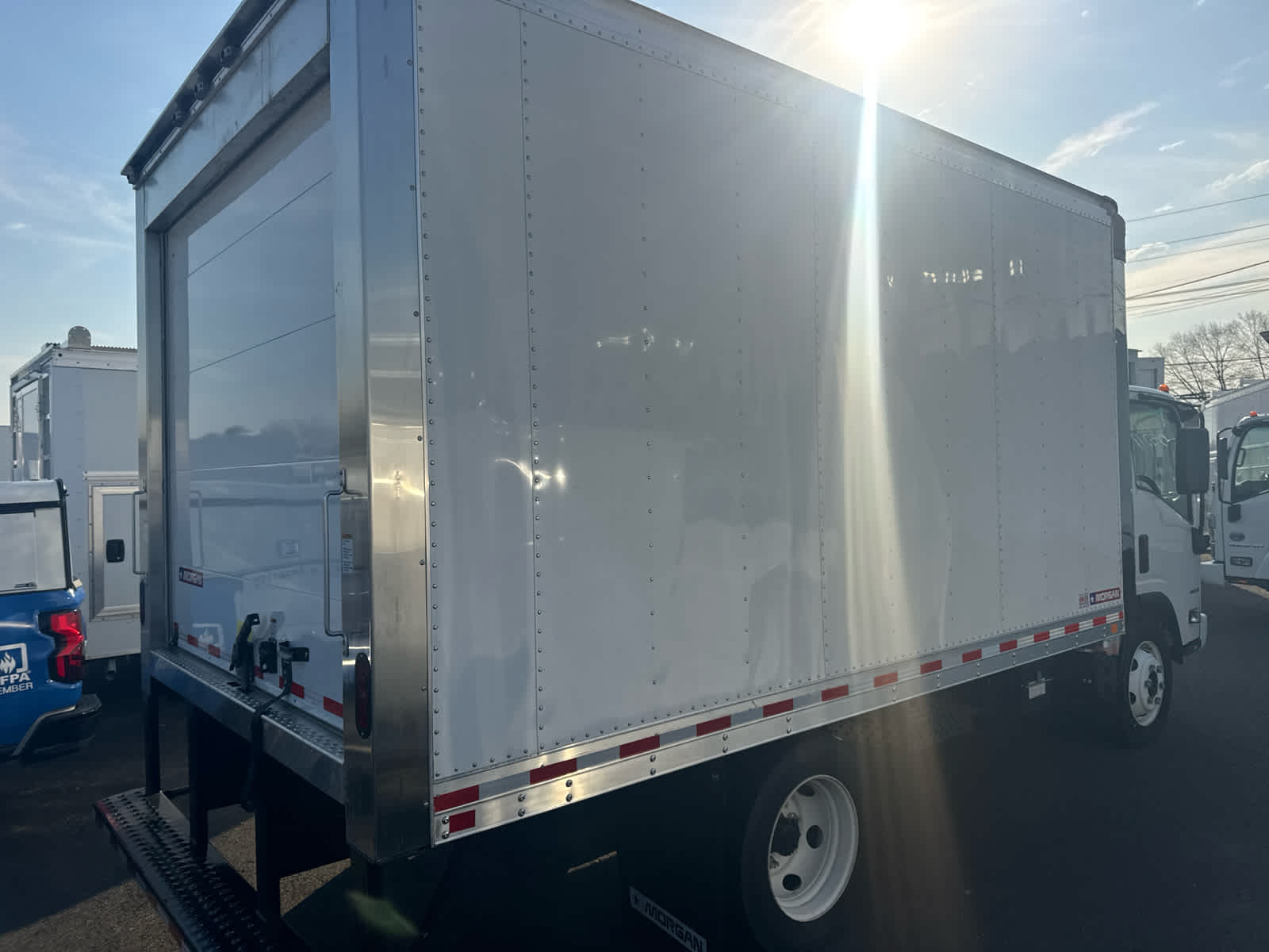 2024 Chevrolet Low Cab Forward 4500 HG NA