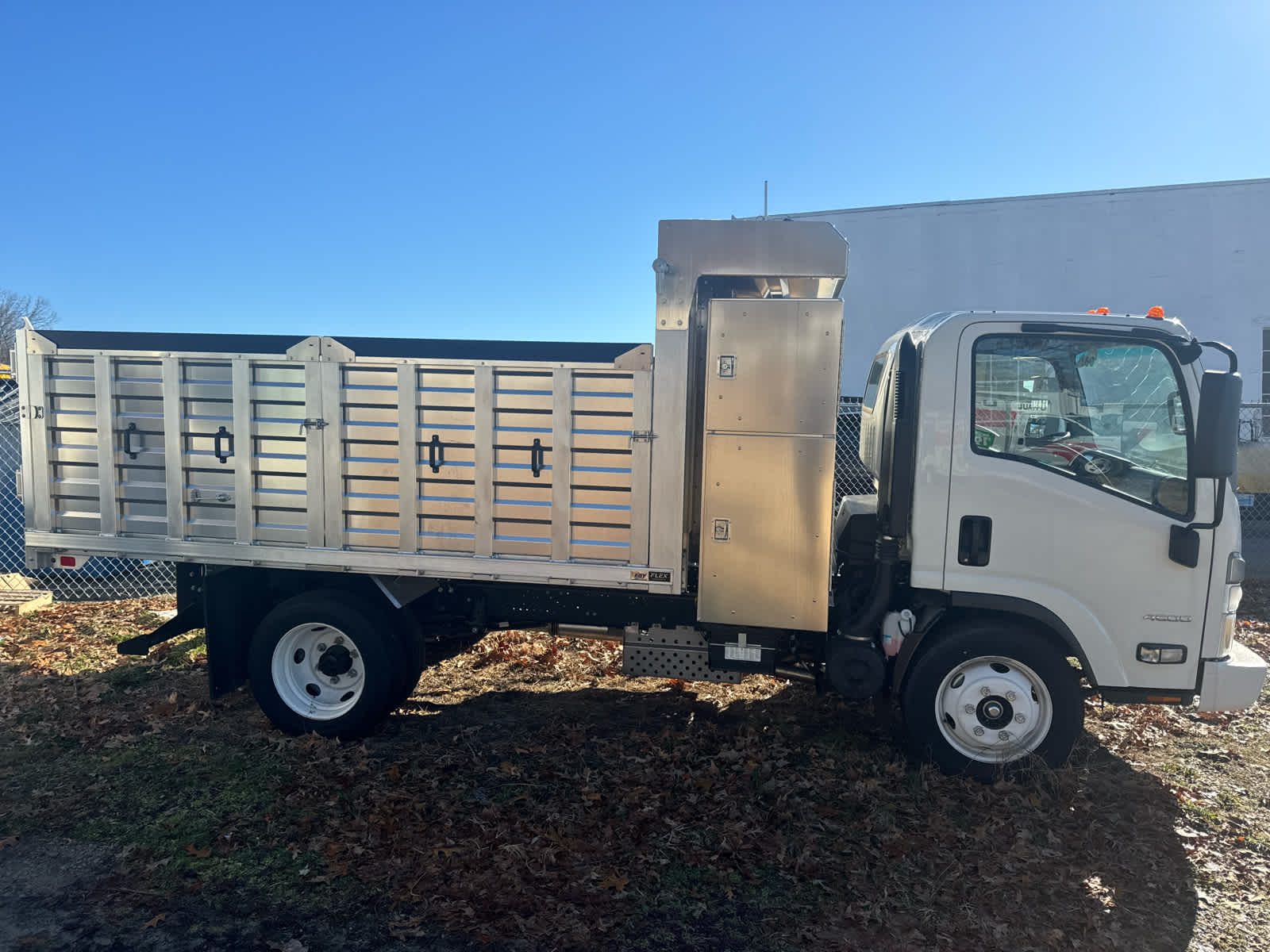 2024 Chevrolet Low Cab Forward 4500 HG NA