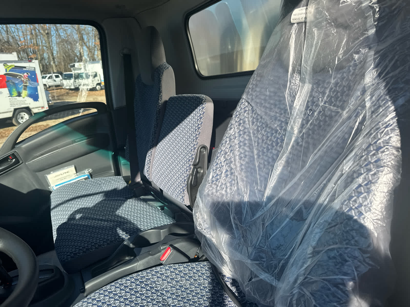 2024 Chevrolet Low Cab Forward 4500 HG NA