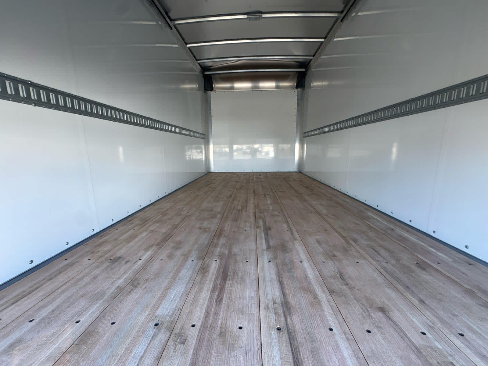 2025 Chevrolet Low Cab Forward 4500 HG 1WT