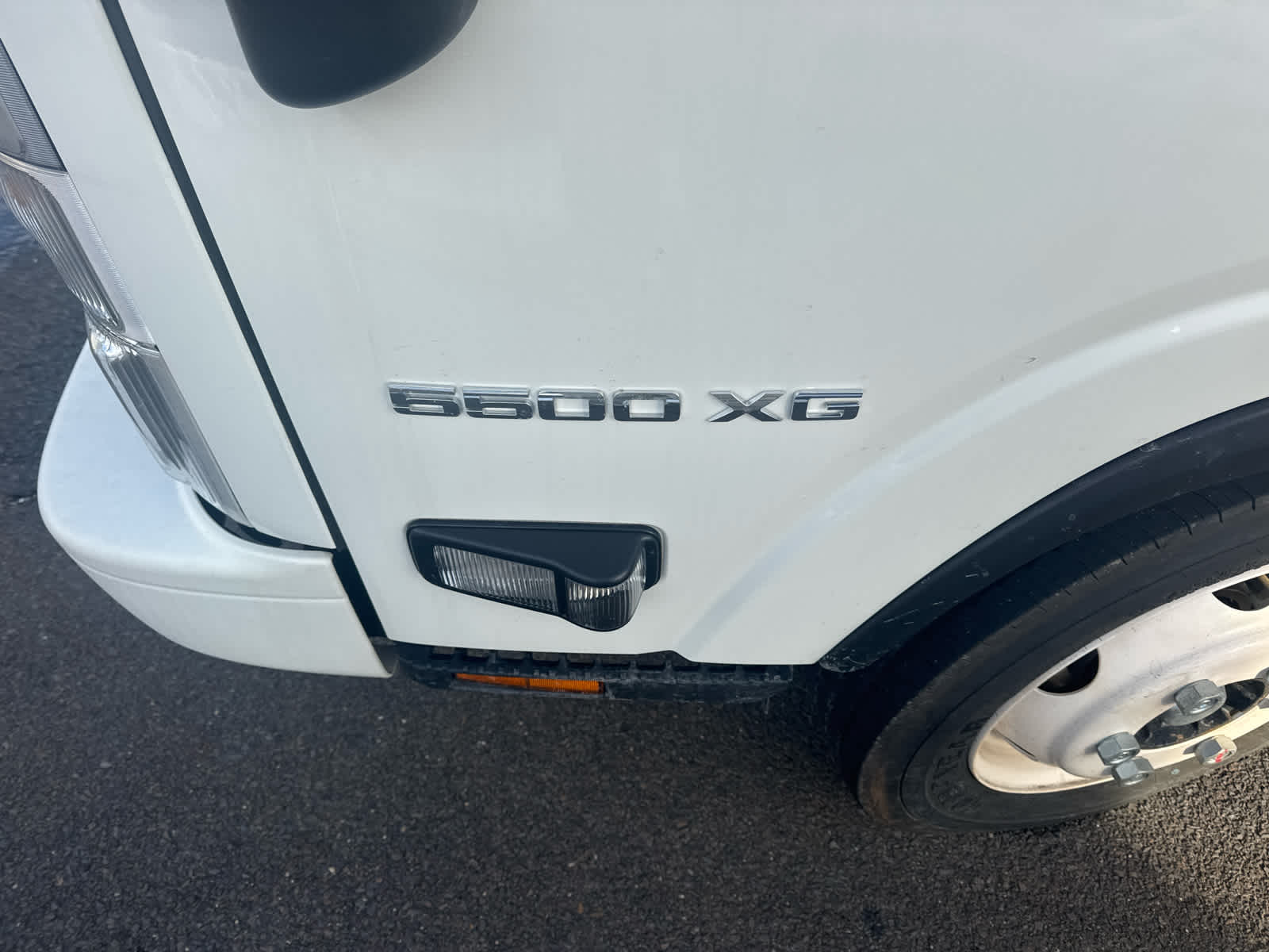 2025 Chevrolet Low Cab Forward 5500 XG 1WT