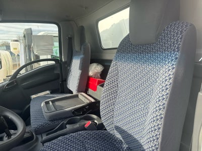 2025 Chevrolet Low Cab Forward 5500 XG 1WT