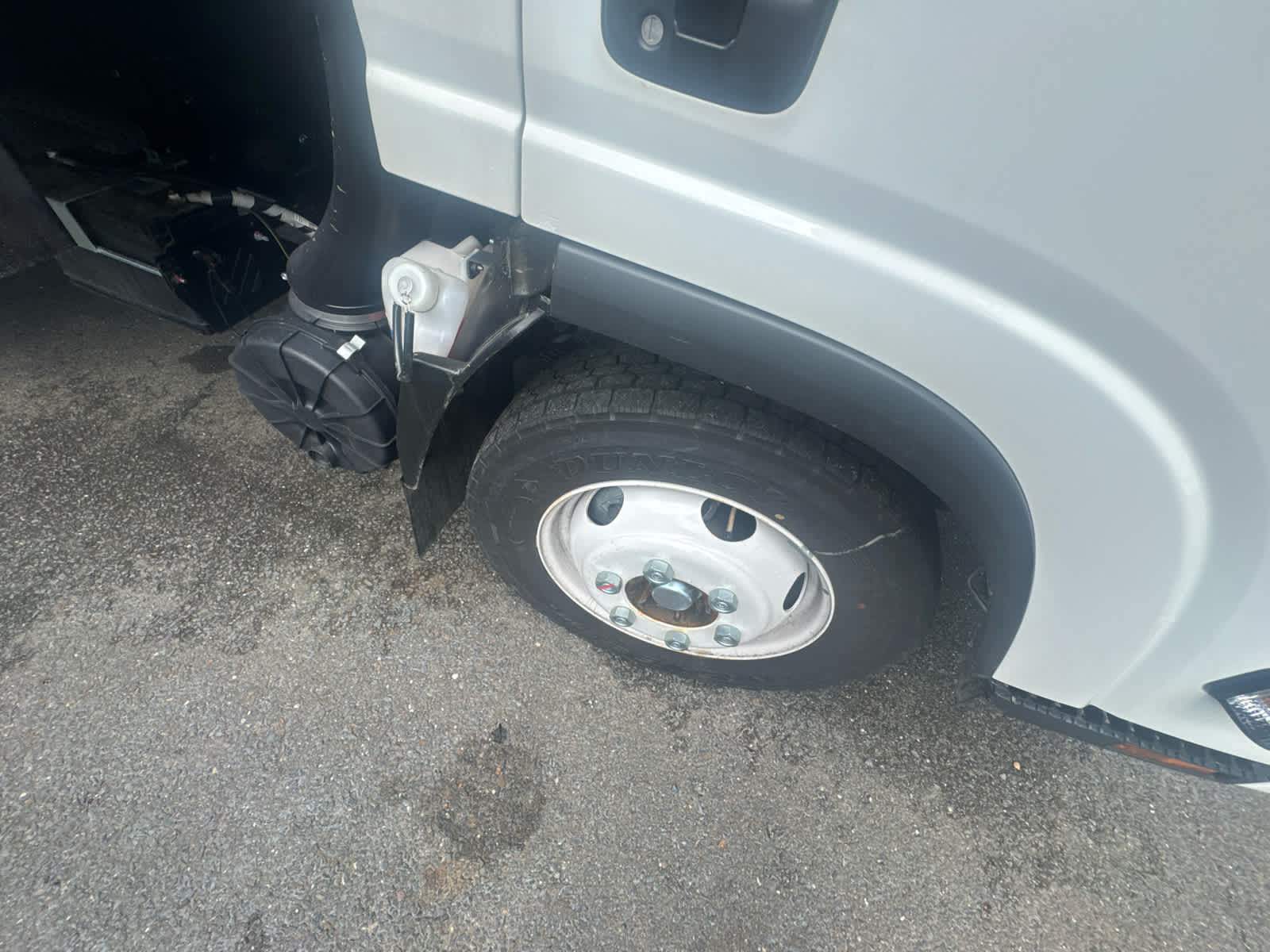 2025 Chevrolet Low Cab Forward 5500 XG 1WT