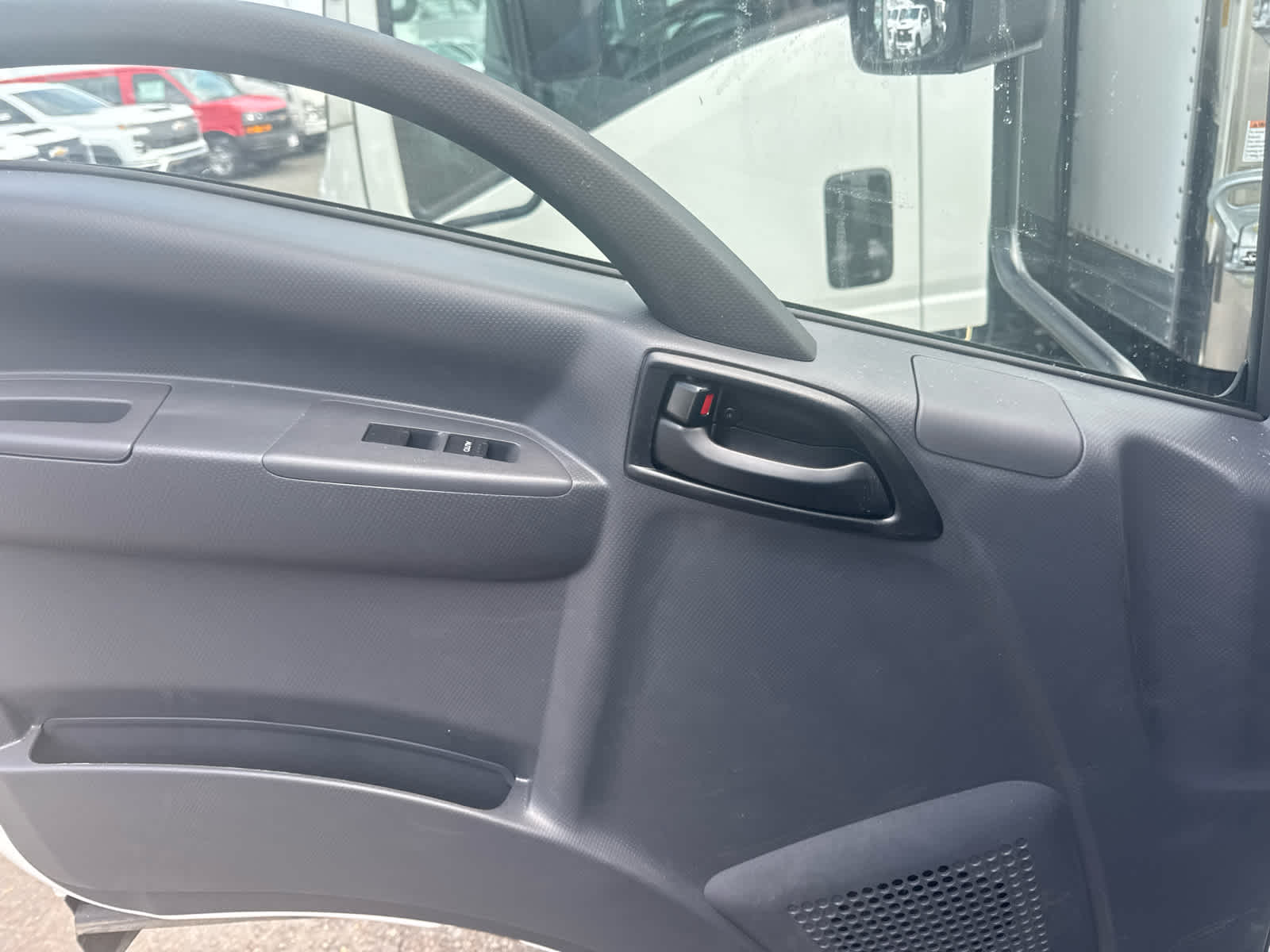2025 Chevrolet Low Cab Forward 5500 XG 1WT