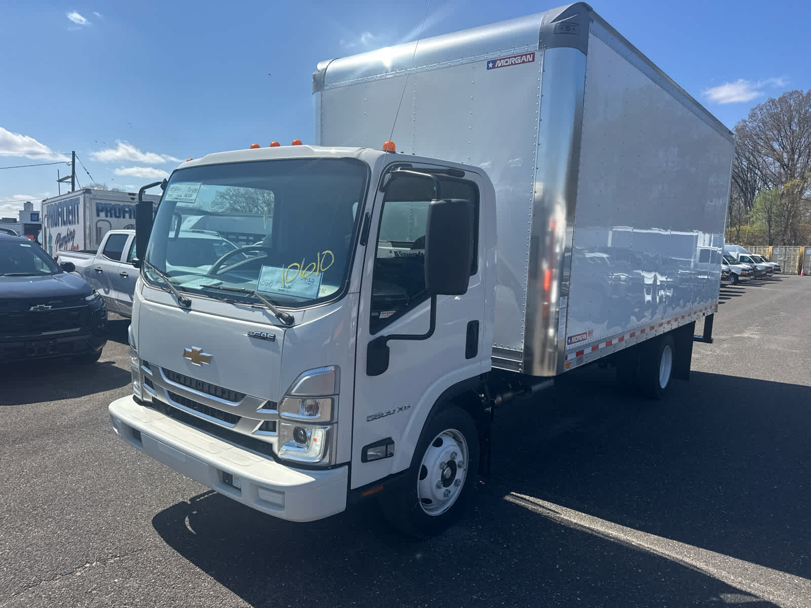 2025 Chevrolet Low Cab Forward 5500 XG 1WT