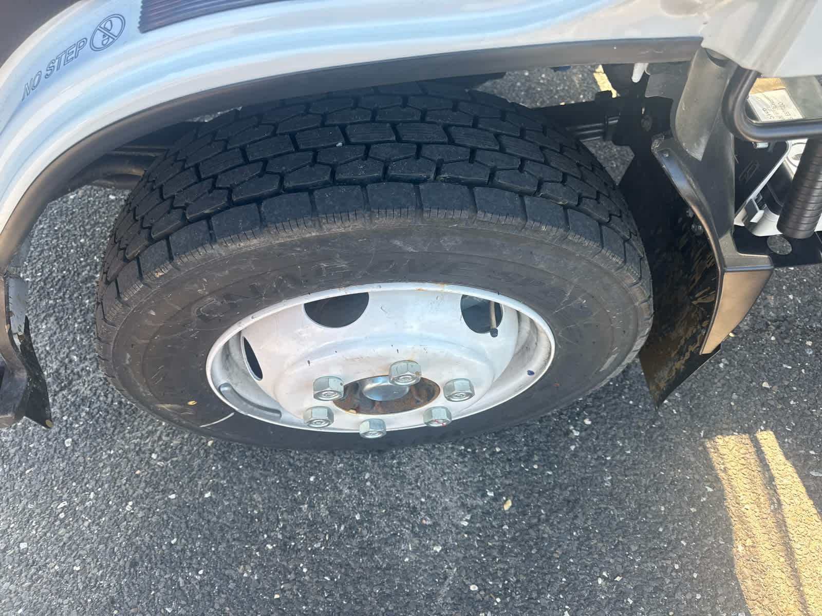 2025 Chevrolet Low Cab Forward 5500 XG 1WT