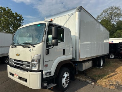 2025 Chevrolet Low Cab Forward 6500 XD NA