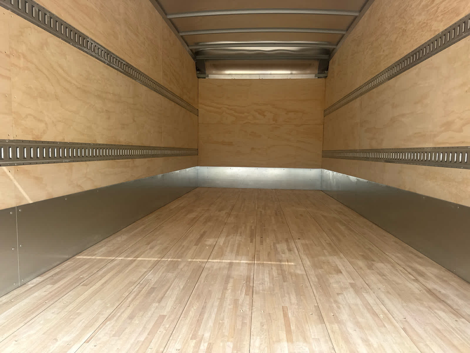 2024 Chevrolet Low Cab Forward 5500 XD NA