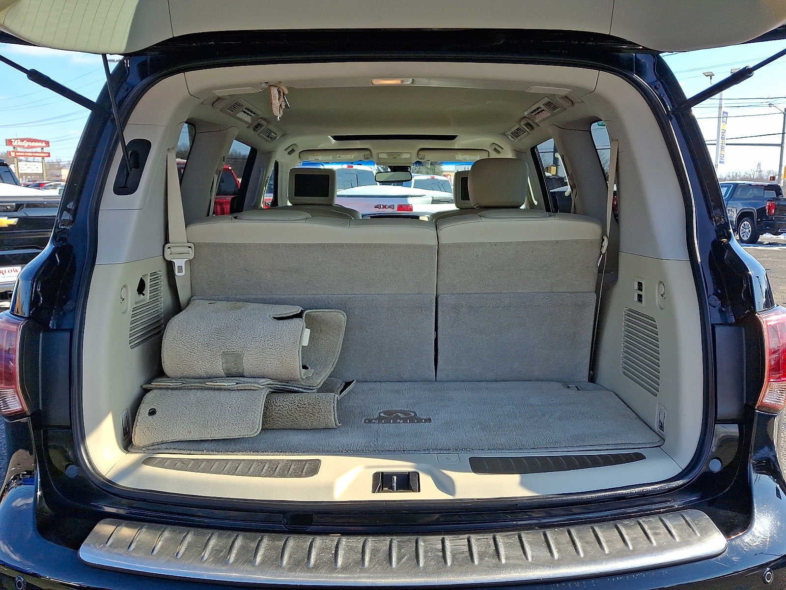 2014 INFINITI QX80 NA