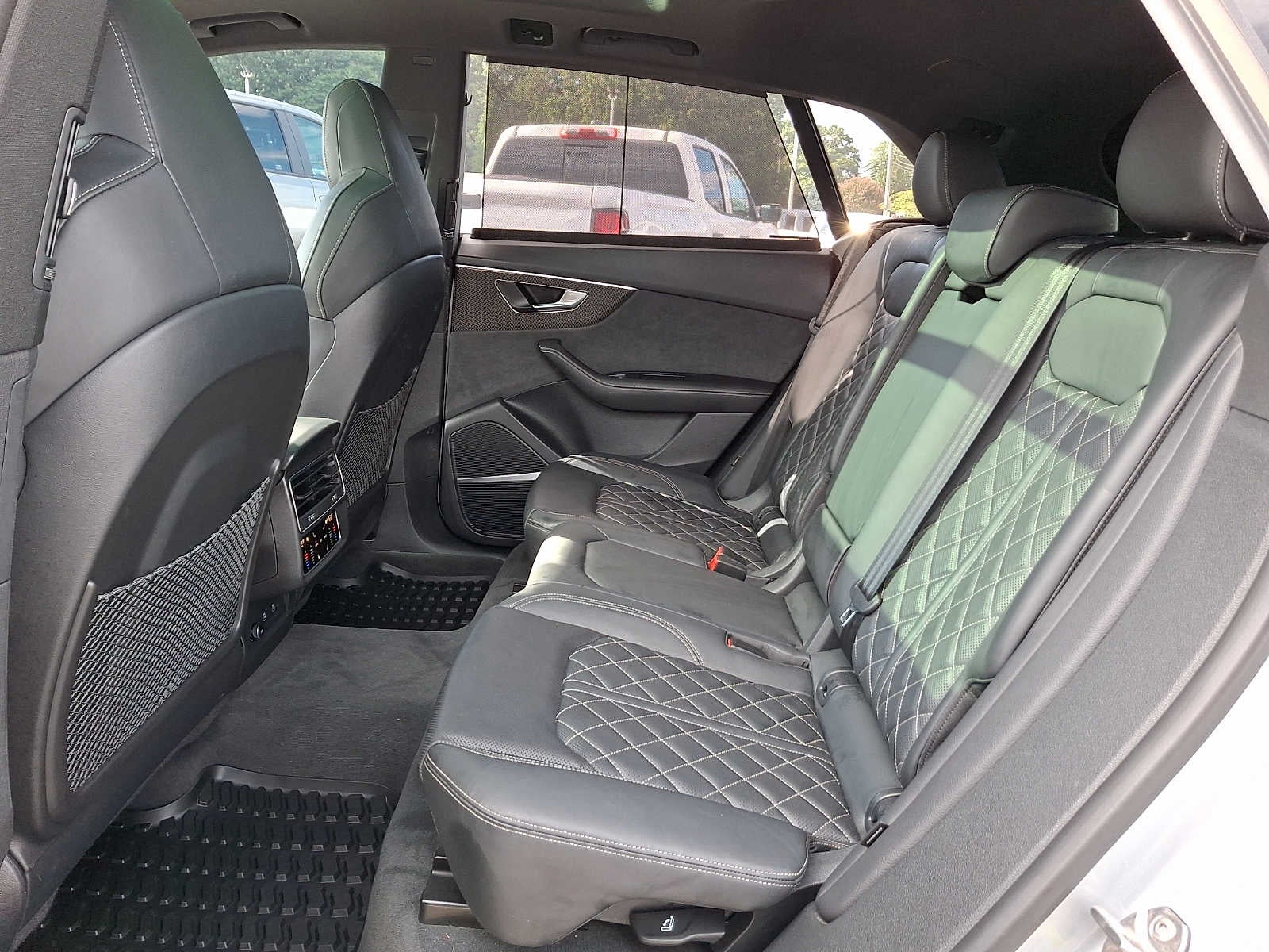 2023 Audi SQ8 Premium Plus