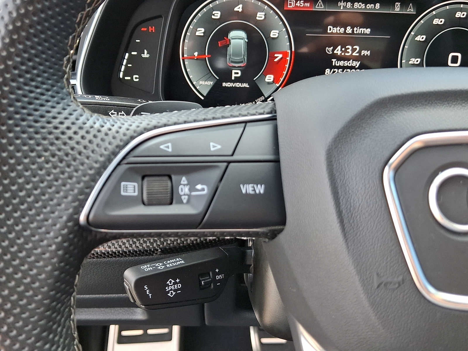 2023 Audi SQ8 Premium Plus