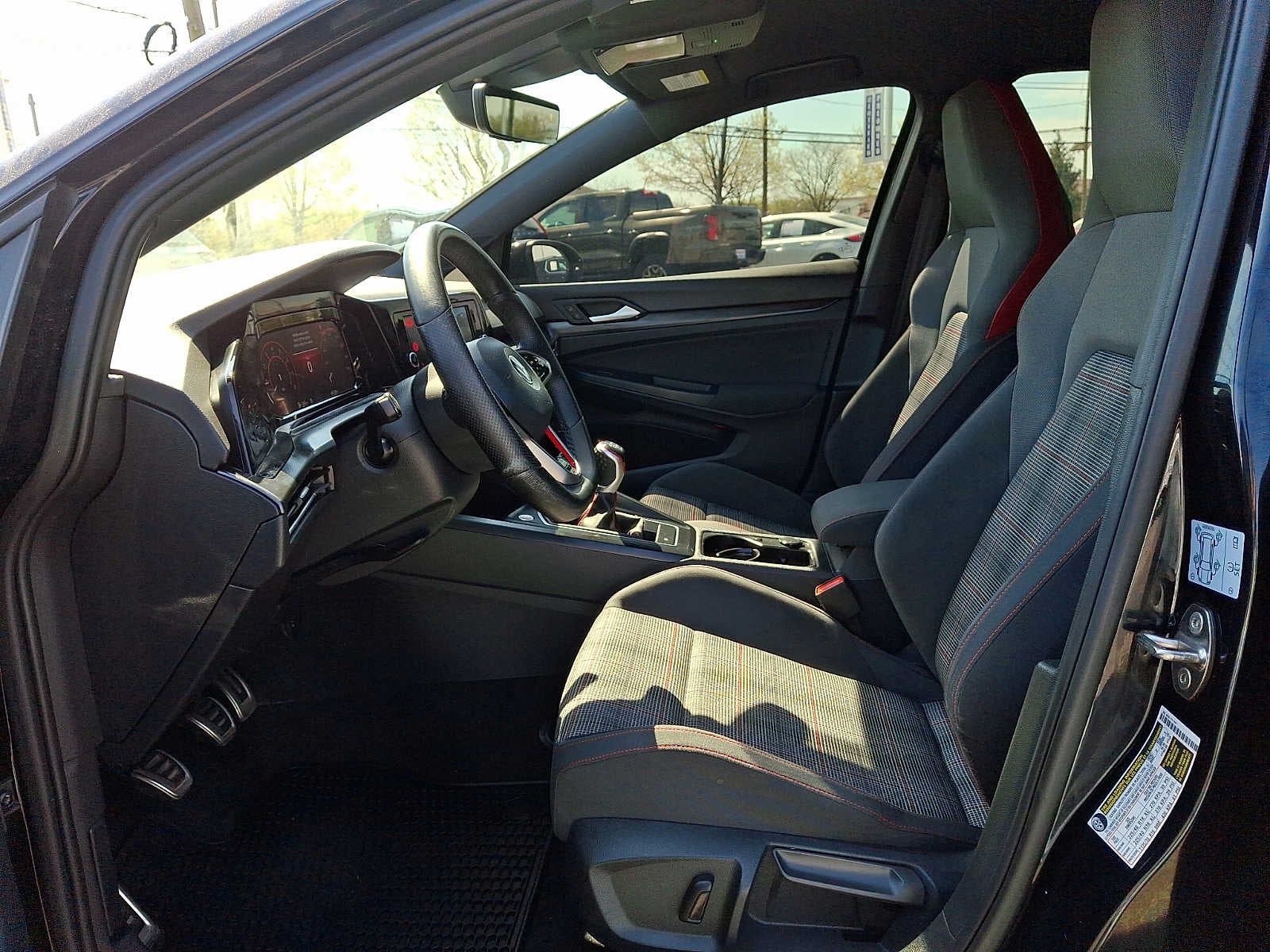 2022 Volkswagen Golf GTI S