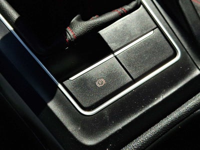 2022 Volkswagen Golf GTI S