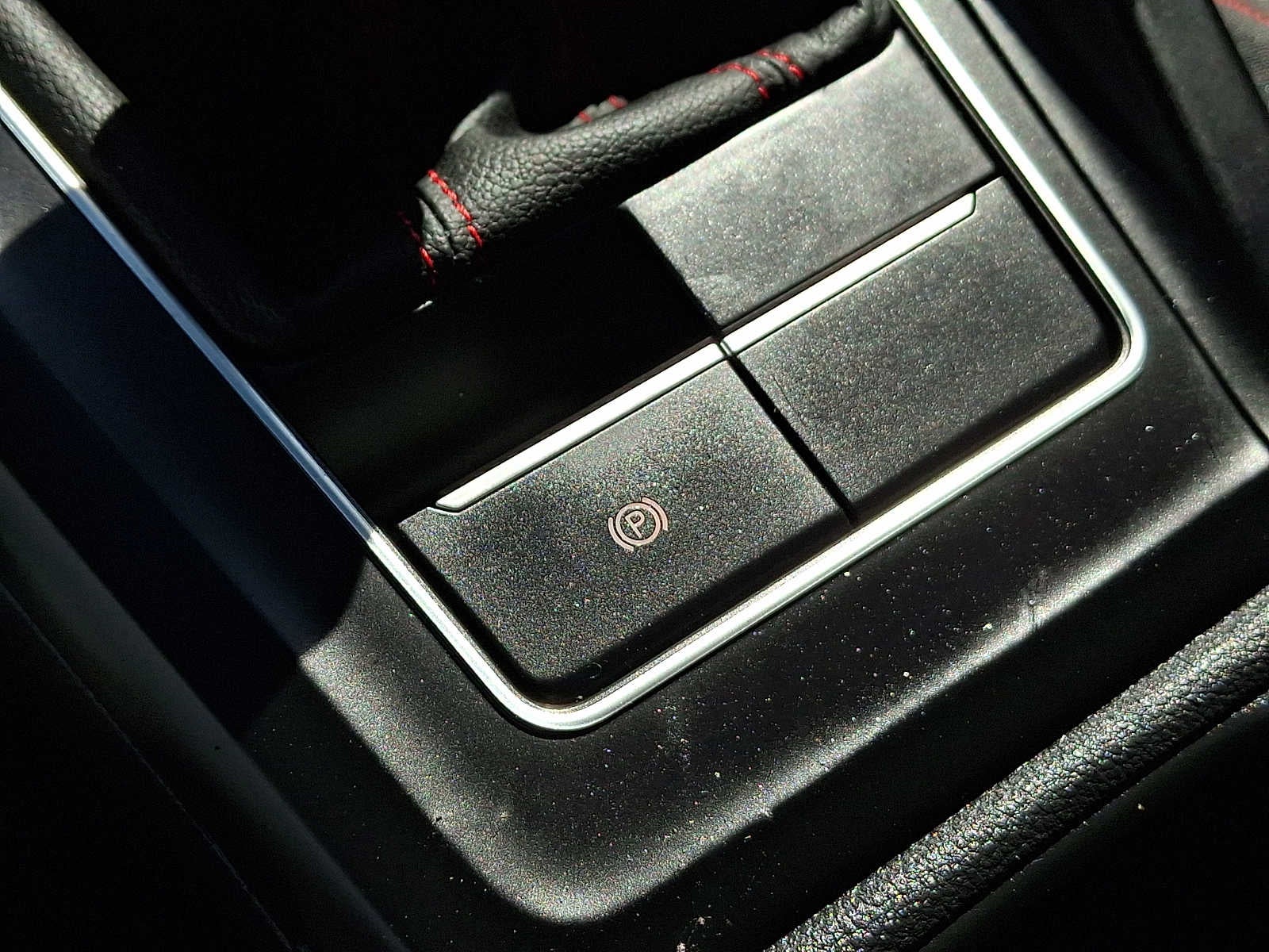 2022 Volkswagen Golf GTI S