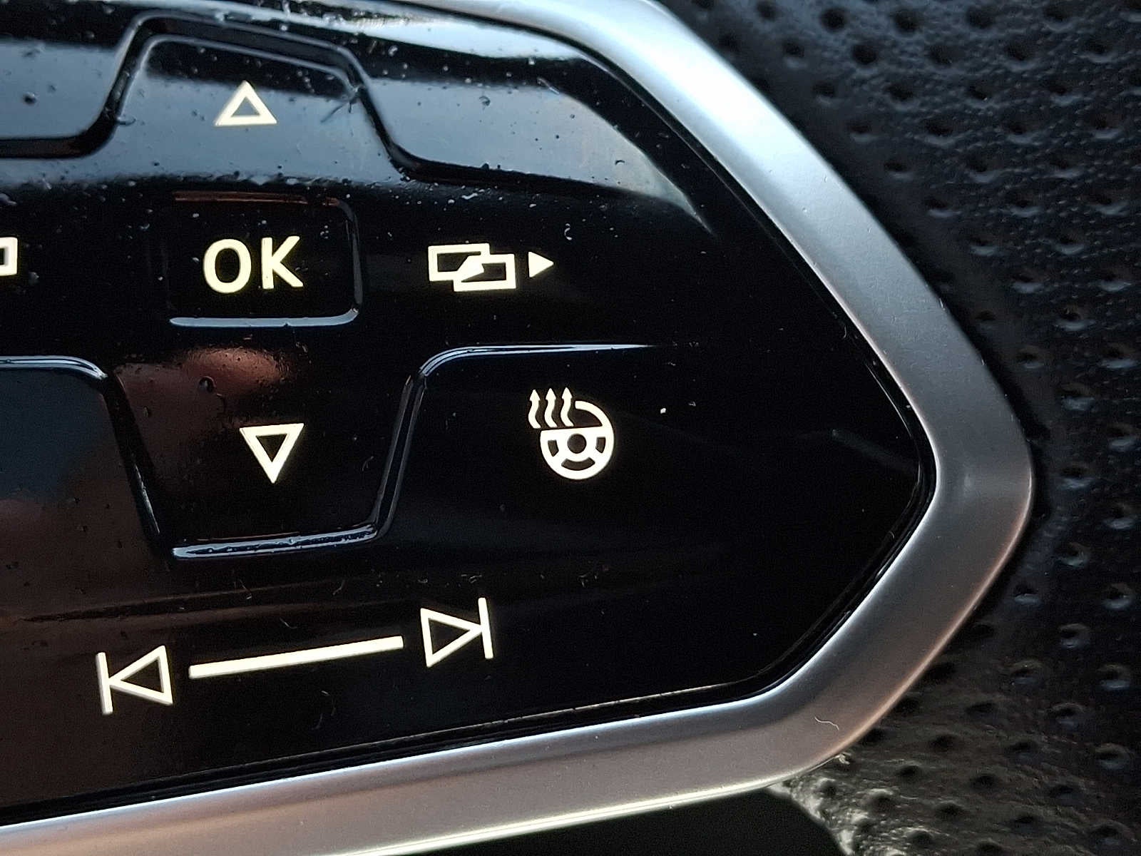 2022 Volkswagen Golf GTI S