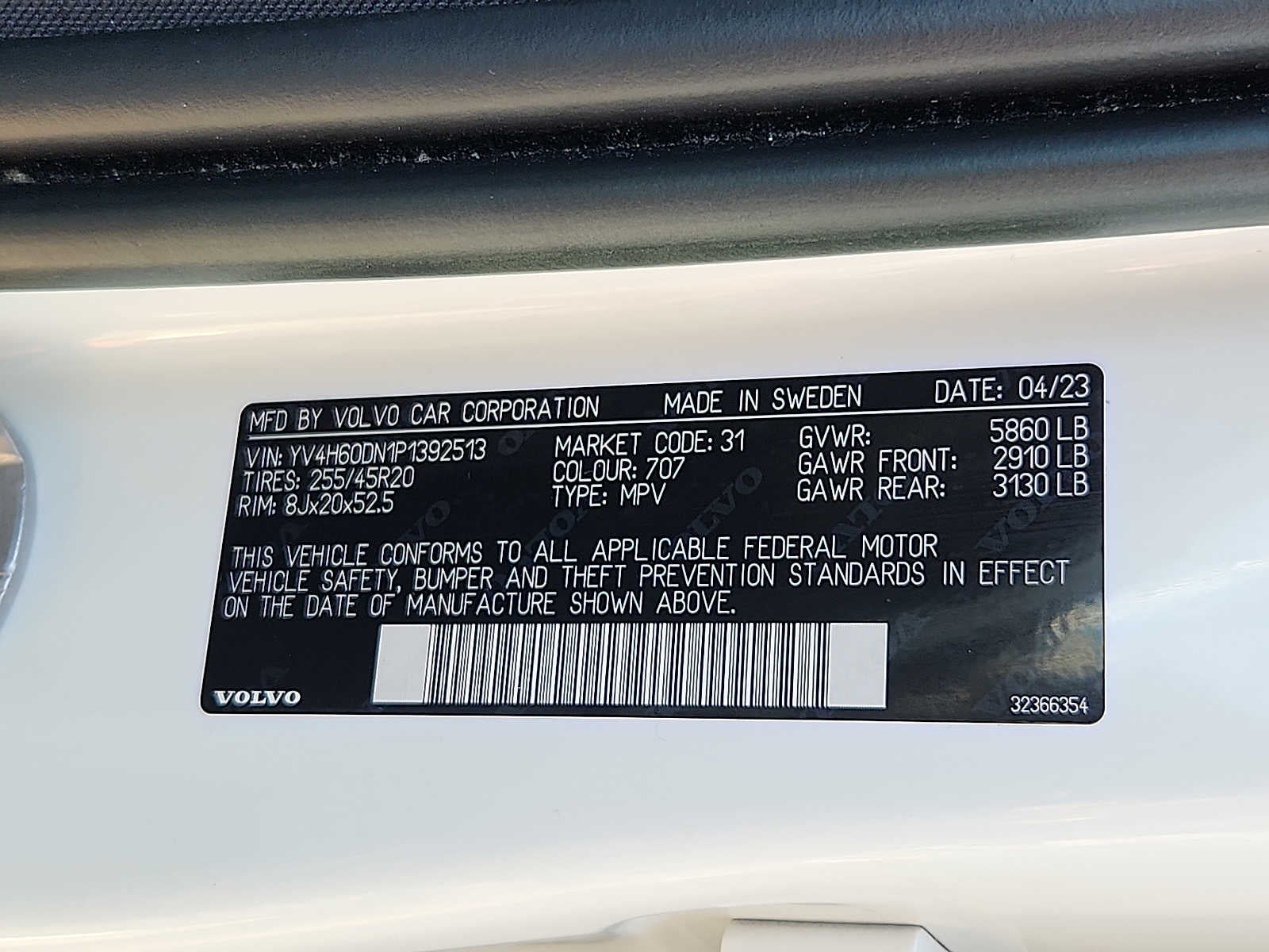2023 Volvo XC60 Recharge Plug-In Hyb Plus Bright Theme