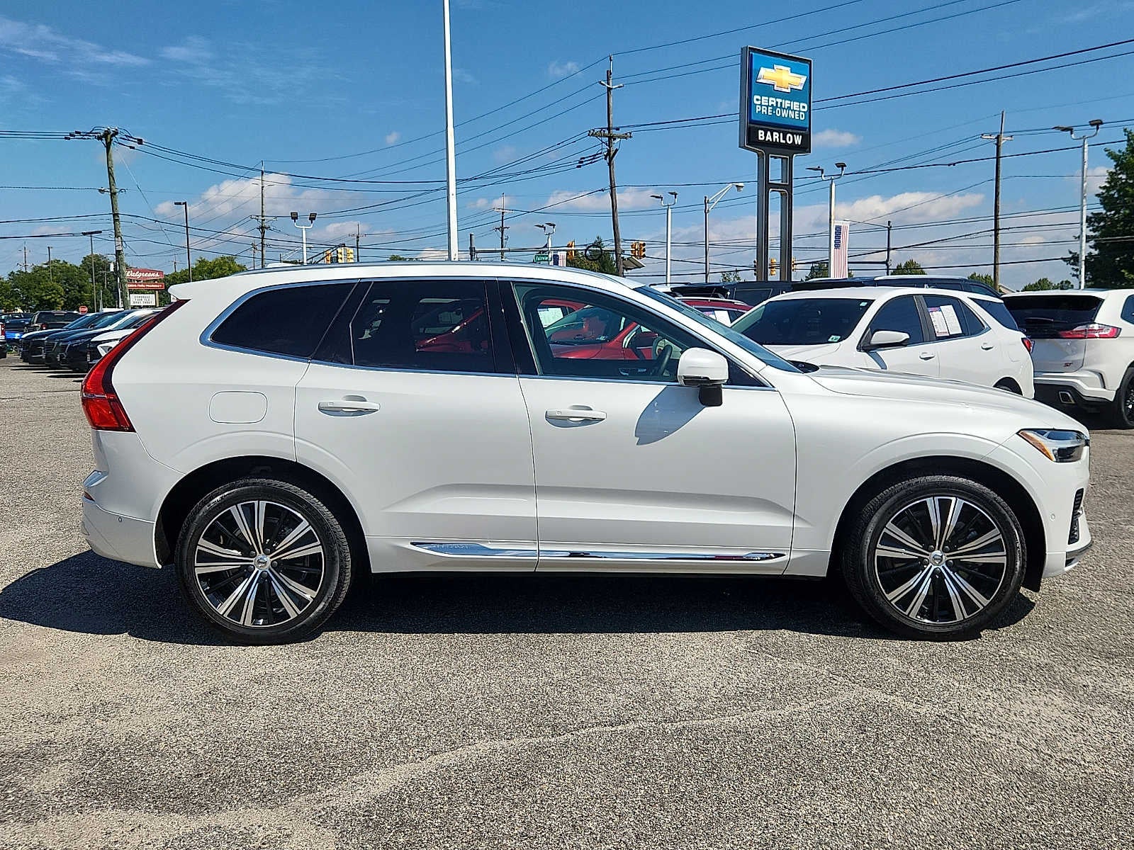 2023 Volvo XC60 Recharge Plug-In Hyb Plus Bright Theme