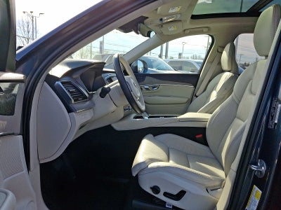 2025 Volvo XC90 Plug-In Hybrid Ultra