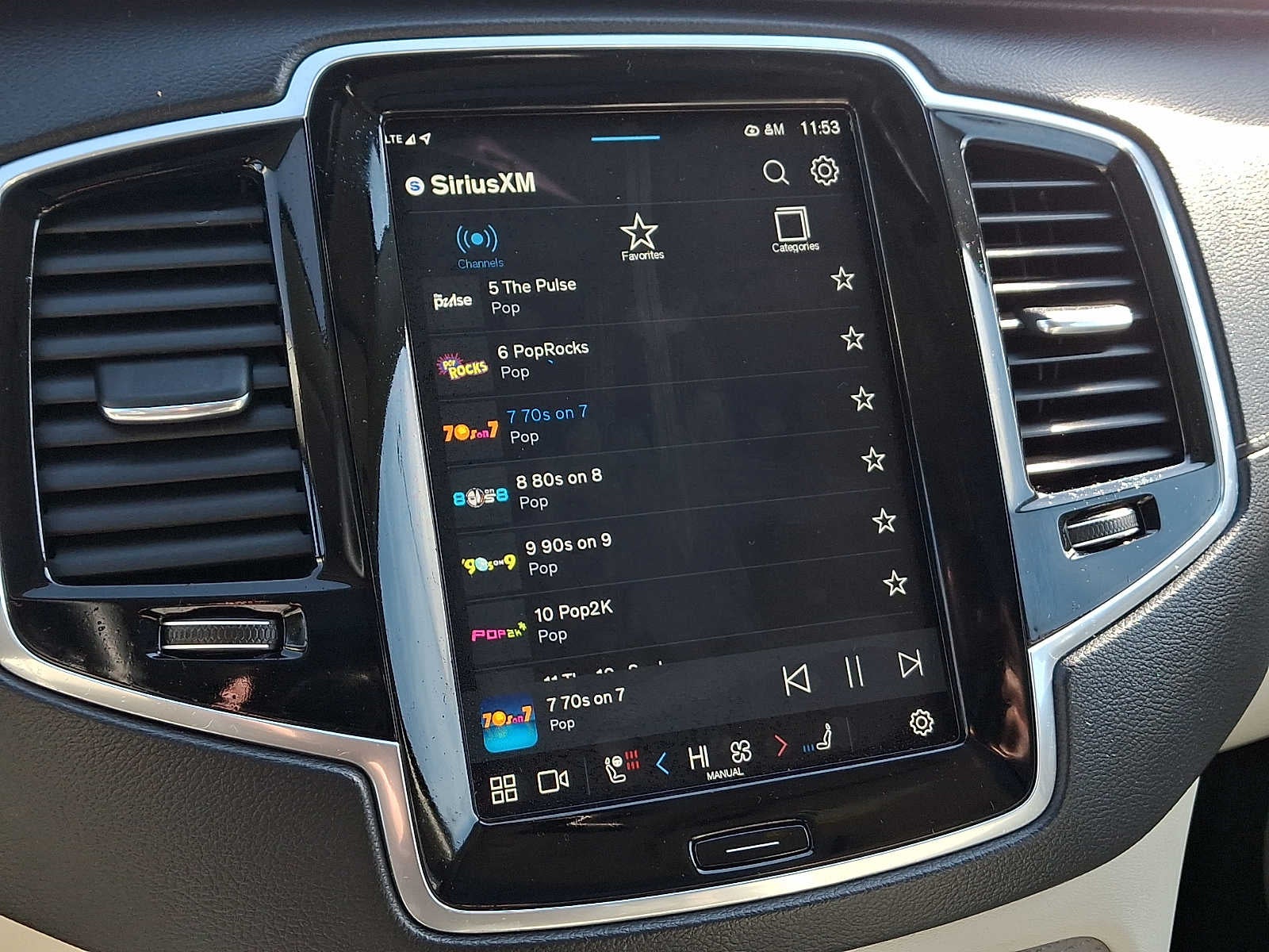 2025 Volvo XC90 Plug-In Hybrid Ultra